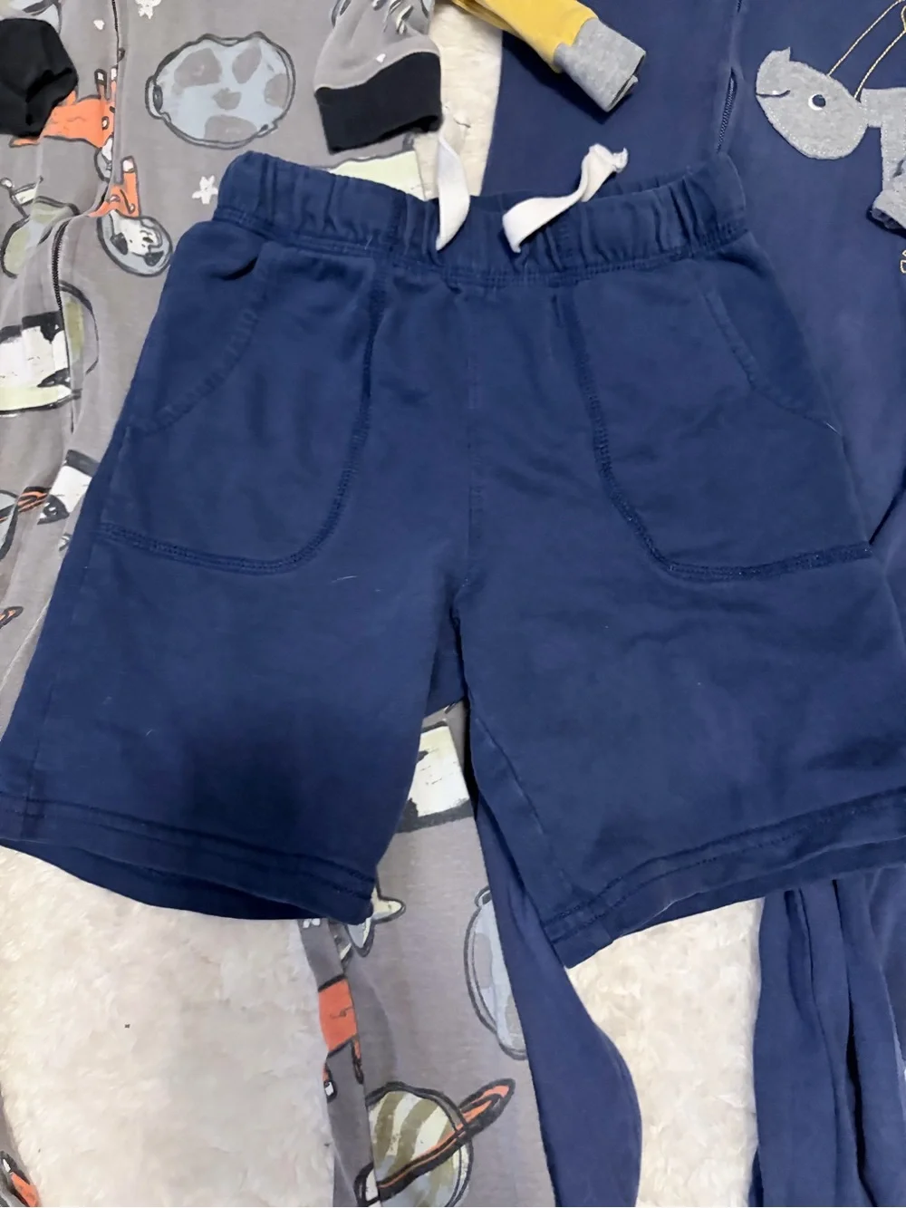 Carter's Space, Construction & Navy Shorts 3-Piece Clothing Lot size 5T